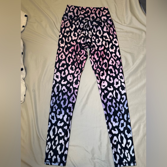 New - Picture 2 of 2